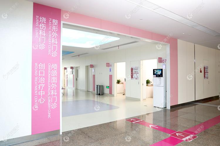 西安国医医院做硅胶隆鼻好www.17qzx.com