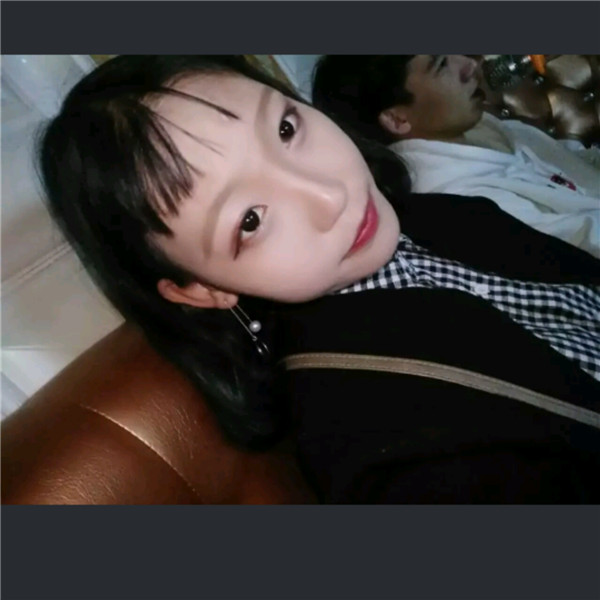 小仙女们,不要做丑女人,要做自己的女神!!双眼皮加苹果肌,一加一等于的果是三哦!速度来围观我的变美案例啦~~~~